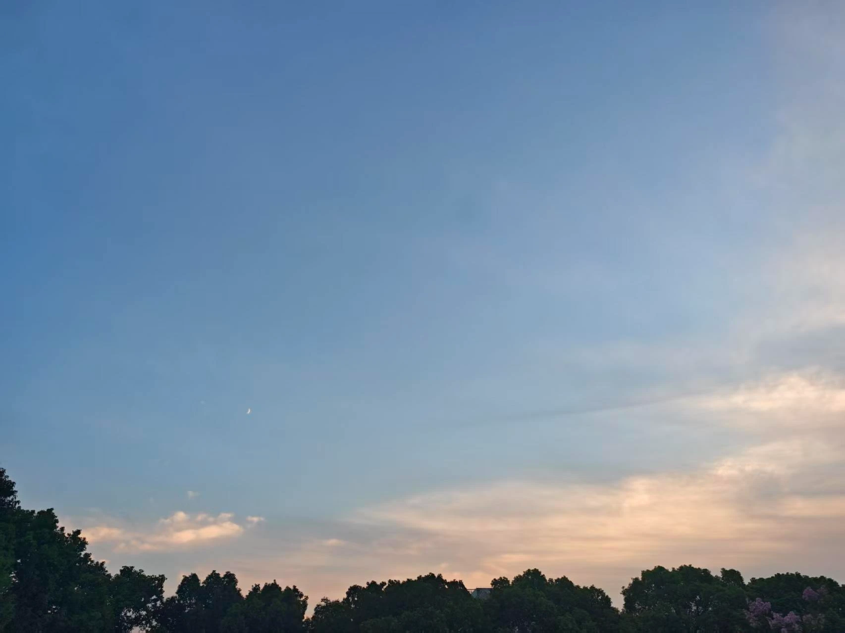 Featured image of post 加息潮来了，还在通缩可咋整